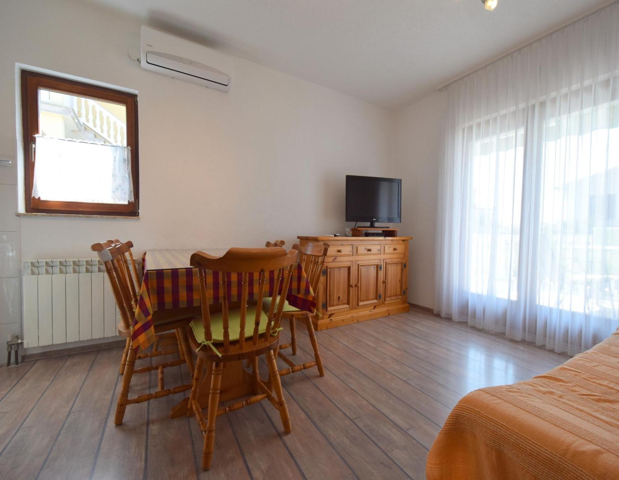 Apartments Martin Malinska Zewnętrze zdjęcie