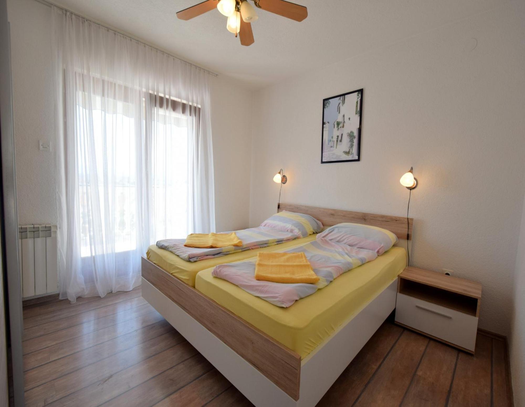 Apartments Martin Malinska Zewnętrze zdjęcie