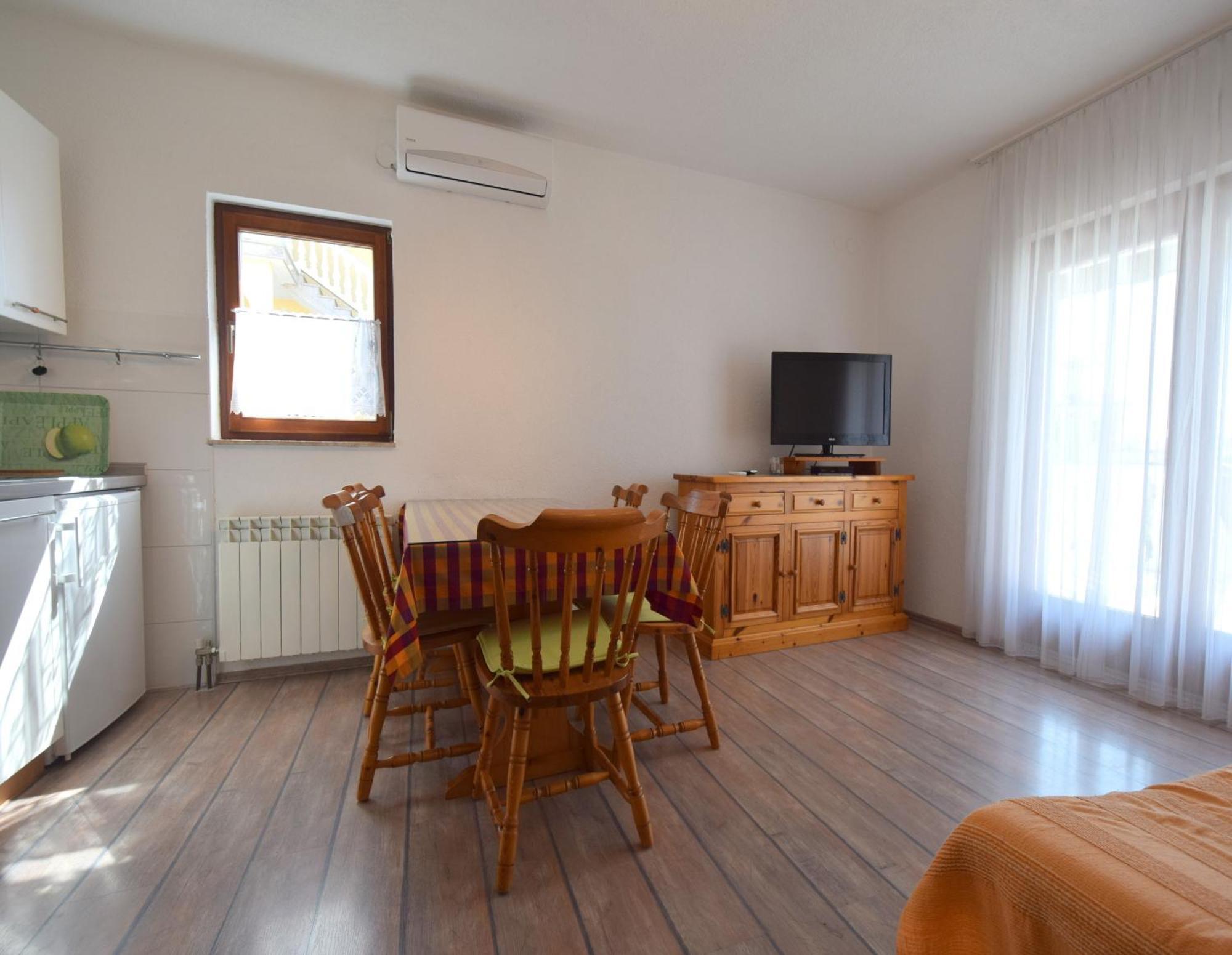 Apartments Martin Malinska Zewnętrze zdjęcie